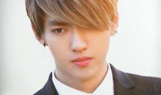 长脸男生适合的发型